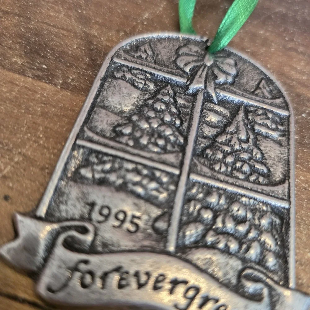 Metal Christmas Tree‎ Ornament Forevergreen 1995 Window Pane Trees Bow 3
